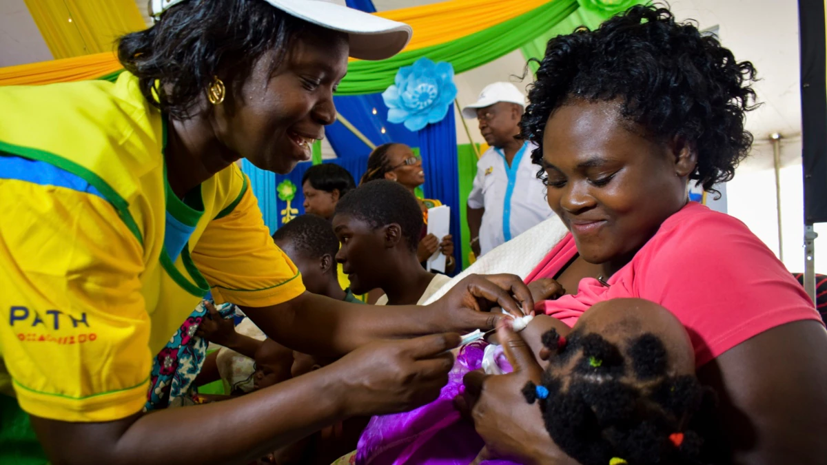 África prepara el lanzamiento de la primera vacuna contra la malaria del mundo
