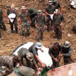 Búsqueda de deslizamiento de tierra en India entra en tercer día con 25 muertos