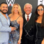 Charlotte Flair entre varias estrellas de la WWE que asistirán al evento 'Ric Flair's Last Match' en Nashville