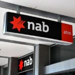 El National Australia Bank se unió el viernes al Commonwealth Bank para elevar sus tasas fijas