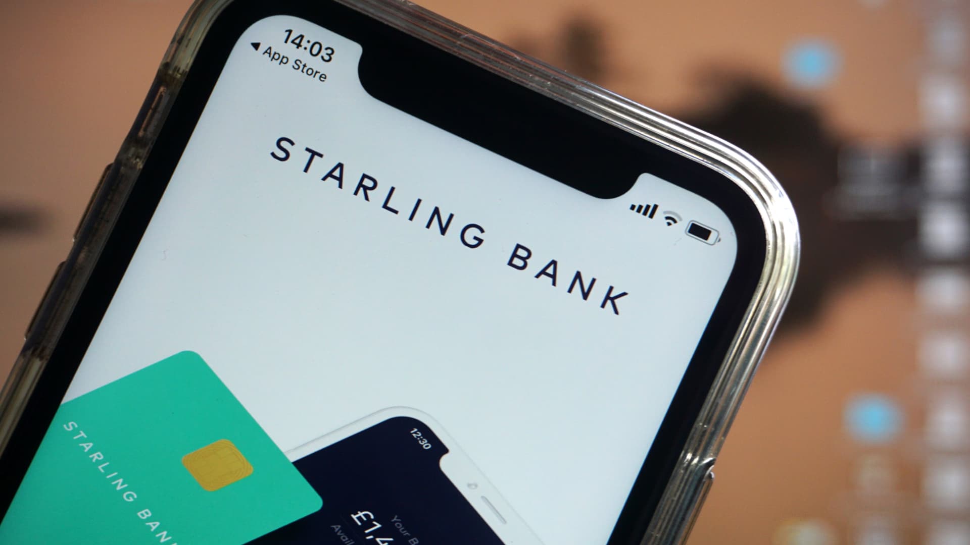 El banco digital respaldado por Goldman, Starling, informa su primera ganancia anual mientras otras fintechs tropiezan
