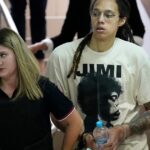 El juicio de la estrella de la WNBA Brittney Griner comienza en Rusia