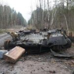 Equipo militar enemigo destruido en el sur de Ucrania