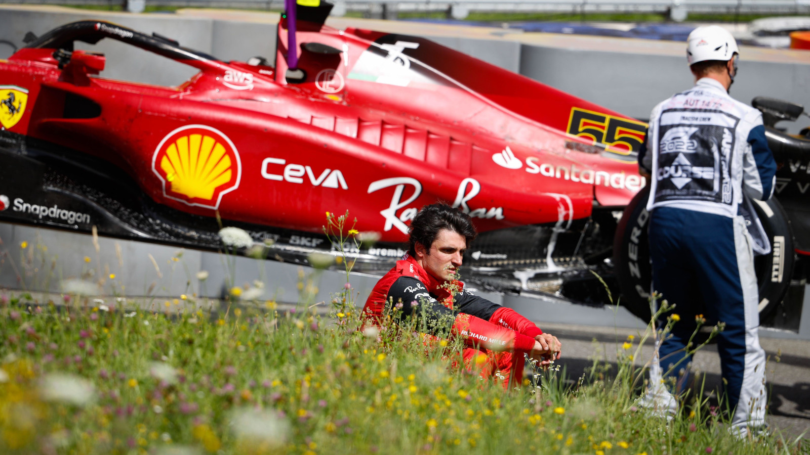 Ferrari estudia penalizar a Carlos Sainz con el motor en Francia
