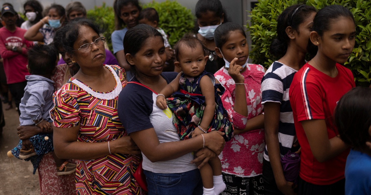 Fotos: Comedores populares en Sri Lanka golpeada por la crisis alimentando a los pobres
