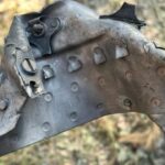 Fragmentos de un misil ruso encontrados en un bosque en el distrito de Vyshgorod