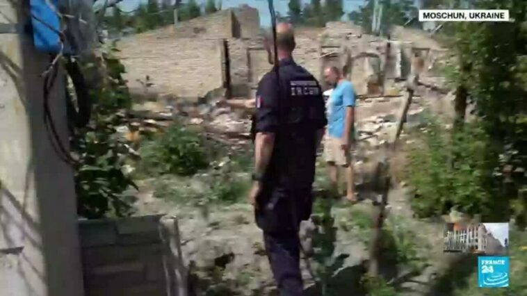 Gendarmes franceses investigan crímenes de guerra en Ucrania