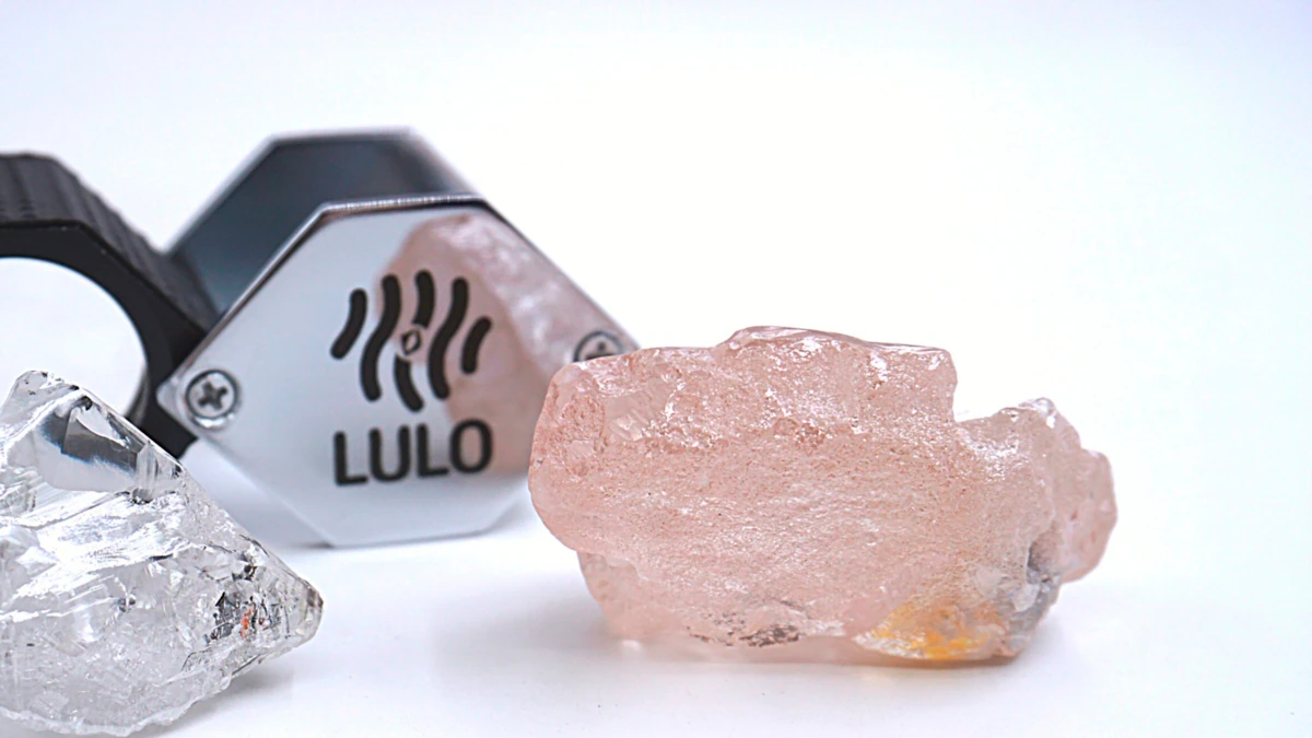 Gran diamante rosa descubierto en Angola, el más grande en 300 años
