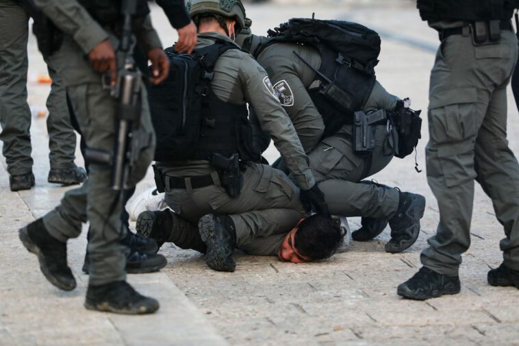 HRW: Las autoridades palestinas 'maltratan y torturan sistemáticamente' a los detenidos