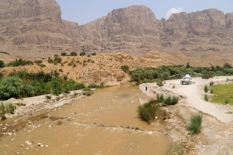Inundaciones matan al menos a 20 personas en el sur de Irán