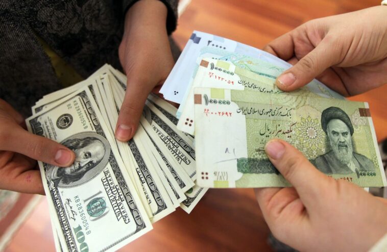 Irán y Rusia comenzarán a operar en monedas nacionales, bajando el dólar estadounidense