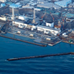 Esta foto aérea muestra la planta de energía nuclear Fukushima Daiichi en la ciudad de Okuma, prefectura de Fukushima, al norte de Tokio, el 17 de marzo de 2022. (Kyodo News vía AP)