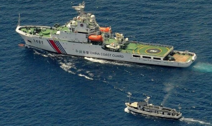 Los funcionarios japoneses protestan regularmente por la presencia de barcos de la guardia costera china en aguas cercanas al Mar de China Oriental, conocido como Senkaku por Tokio.  (AFP)