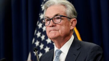 La Fed ve probable una política 'más restrictiva' si la inflación no baja, dicen las minutas