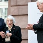 La sobreviviente alemana del Holocausto Margot Friedländer es honrada por el trabajo de su vida