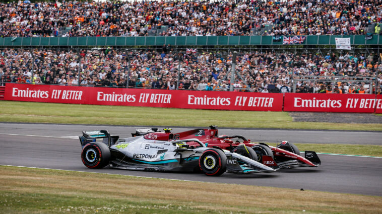 Lewis Hamilton dice que el final frenético del Gran Premio de Gran Bretaña fue "F1 en su mejor momento"