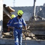 Los equipos de rescate completan los trabajos de eliminación de escombros en el centro comercial Kremenchuk