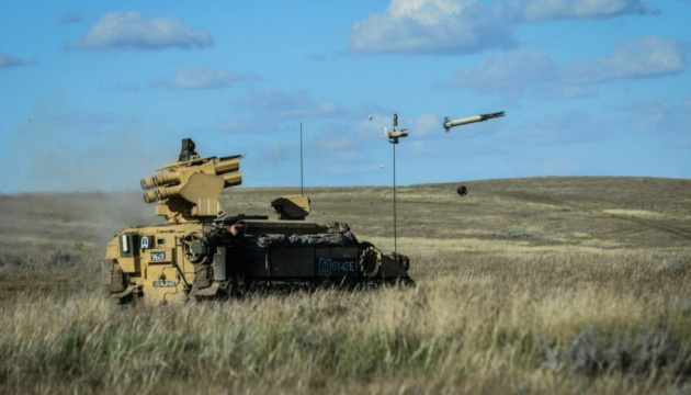 Los primeros sistemas de defensa aérea Stormer HVM llegan a Ucrania