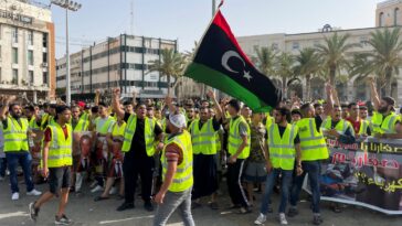 Manifestantes libios asaltan edificio del parlamento en Tobruk