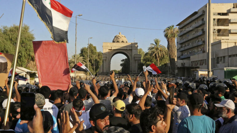 Manifestantes pro-Sadr asaltan el parlamento en la Zona Verde de Irak