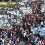 Marchas en Argentina pidiendo beneficios sociales