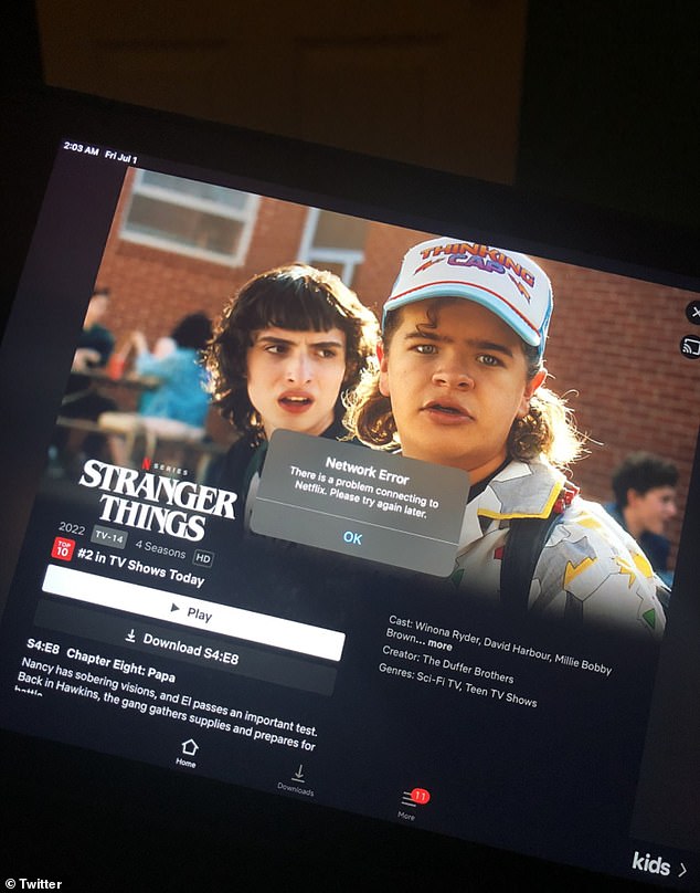 ¡Oh, no!  Apenas unos minutos después de que se lanzara la última entrega de la temporada 4 de Stranger Things el viernes, Netflix colapsó y los fanáticos de todo el mundo recurrieron a las redes sociales para expresar su frustración.
