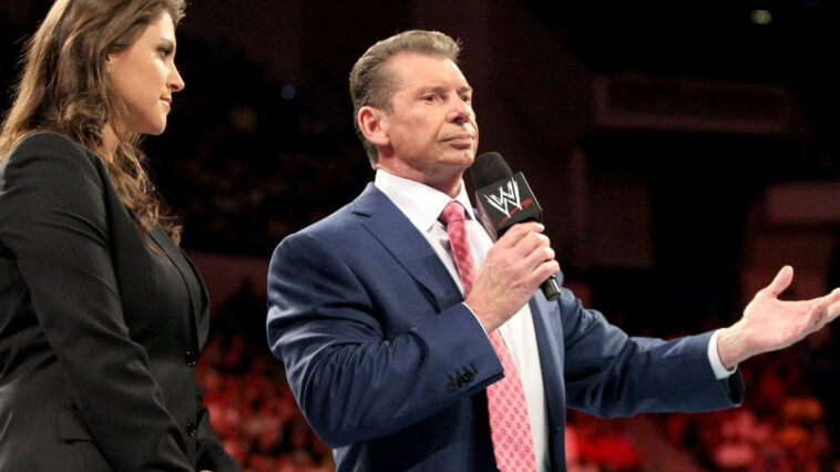Noticias tras bambalinas sobre el retiro de WWE de Vince McMahon, cuando tomó la decisión, conmocionó a los empleados
