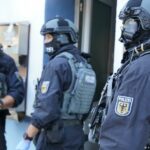 Policía alemana realiza redadas en operación internacional contra el tráfico de personas
