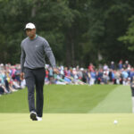 Tiger Woods mira al Abierto Británico como una ocasión histórica