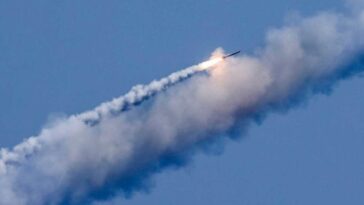 Tres misiles enemigos alcanzan la región de Khmelnytskyi
