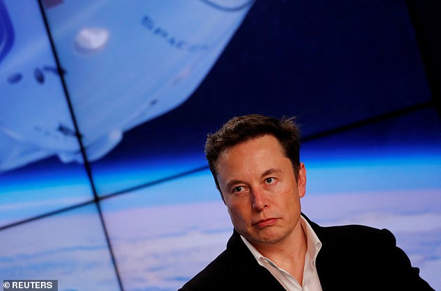 El director ejecutivo de Tesla y SpaceX, Elon Musk, perdió su lucha para retrasar la demanda de Twitter en su contra cuando un juez de Delaware fijó el martes un juicio para octubre.