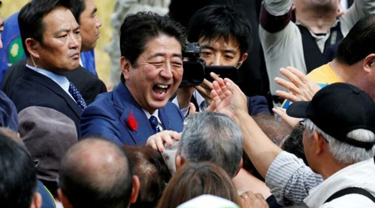 Una cronología de la carrera del ex primer ministro japonés Shinzo Abe