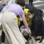 Ver videos: Shinzo Abe, ex primer ministro de Japón, se derrumba después de recibir un disparo en Nara