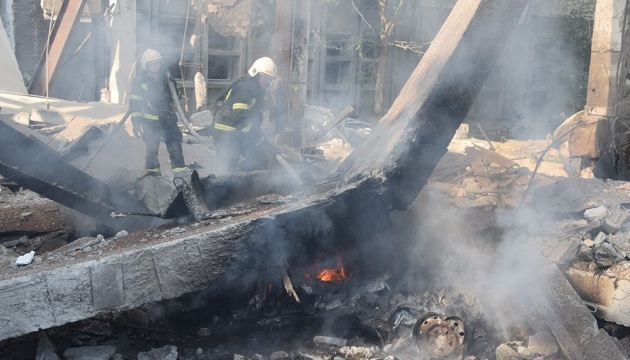 Víctimas cuando las fuerzas rusas bombardean Mykolaiv el 23 de julio