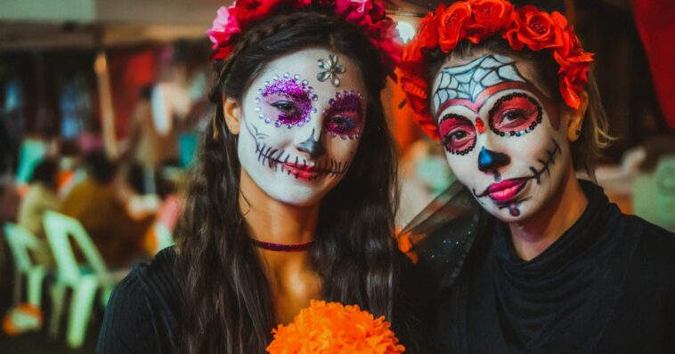  Es El Maquillaje De Calavera Del Día De Muertos En La Ofensiva De Halloween?