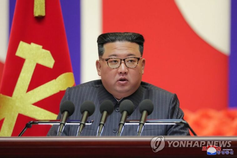 (AMPLIACIÓN) Líder de NK declara victoria en lucha contra COVID-19: Medios estatales