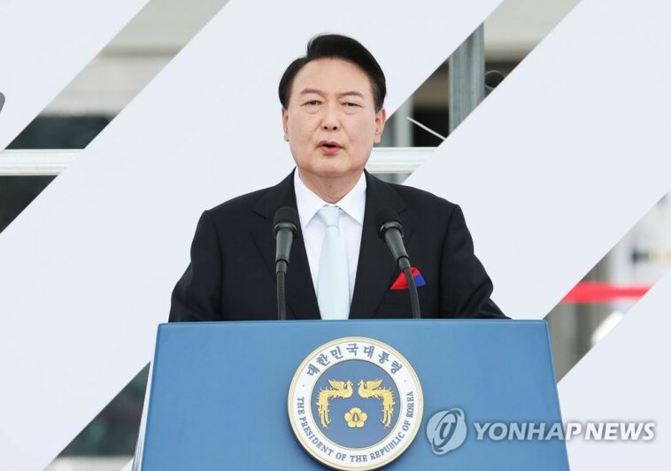 (AMPLIACIÓN) Corea del Sur pide a Corea del Norte que responda a la oferta de ayuda económica