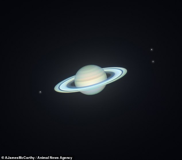 Nuestro planeta se movió casi directamente entre Saturno y el sol el domingo, en un evento celestial anual conocido como