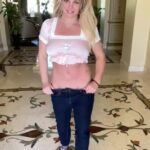 Nueva publicación: Britney Spears, de 40 años, subió una publicación a su Instagram el viernes mientras modelaba ropa elegante y parecía estar muy animada.