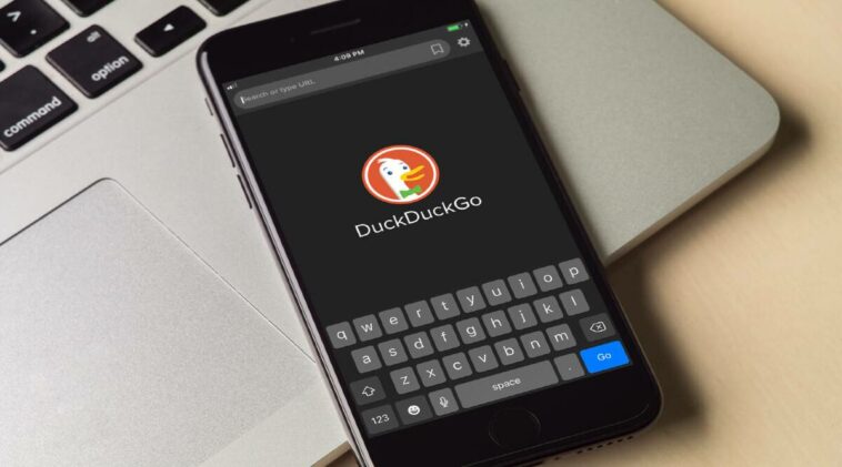 DuckDuckGo, DuckDuckGo search engine, DuckDuckGo vs Google, DuckDuckGo free search engine, DuckDuckGo Android app, DuckDuckGo privacy search engine
