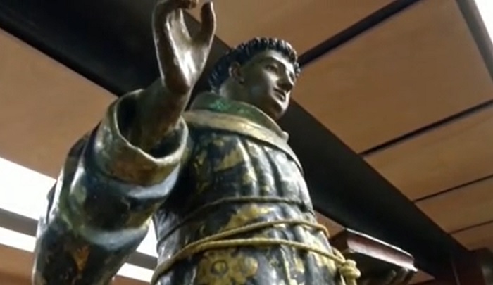 EE.UU. ayuda a México a recuperar estatua sagrada de San Antonio de Padua del siglo XVII (VIDEO)