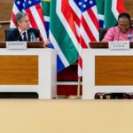 'Ecos de la Guerra Fría' mientras Blinken se dirige a África, compitiendo con Rusia por la influencia