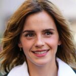Emma Watson le da a su amado Pixie Cut una actualización de 2022