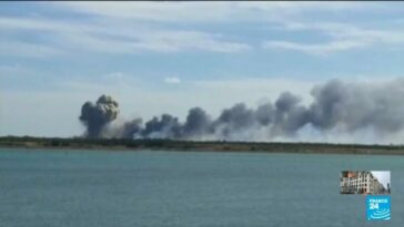 Explosión de la base aérea de Crimea: las imágenes de satélite muestran tres cráteres, ocho aviones destruidos