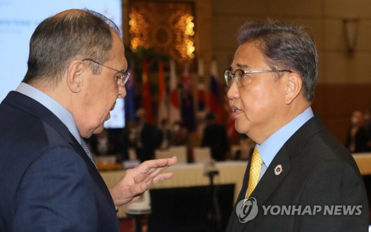 Hablando con Lavrov, el ministro de Corea del Sur expresa su preocupación por la posible prueba nuclear de Corea del Norte