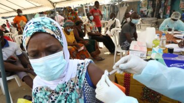 La OMS aprueba medicamentos contra el ébola que salvan vidas