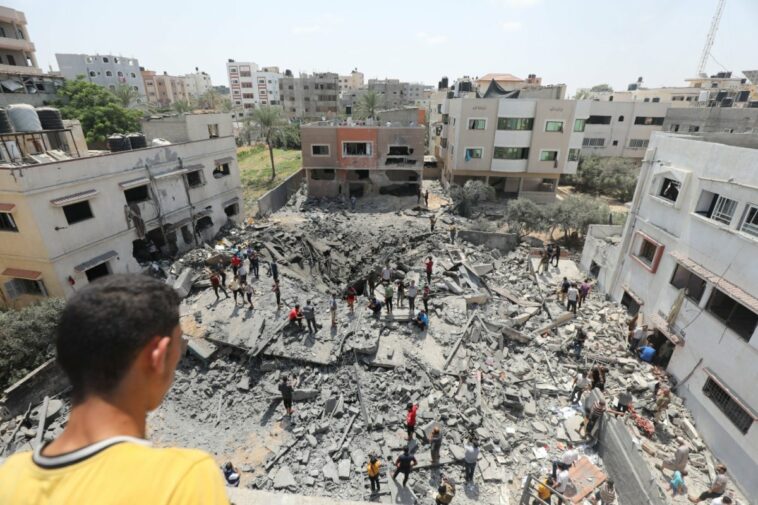La ofensiva de Israel en Gaza continúa, los mediadores no pueden detenerla