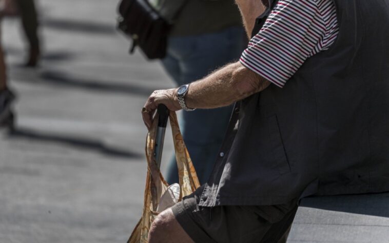 Las reformas del cuidado de los ancianos son 'inalcanzables': encuesta