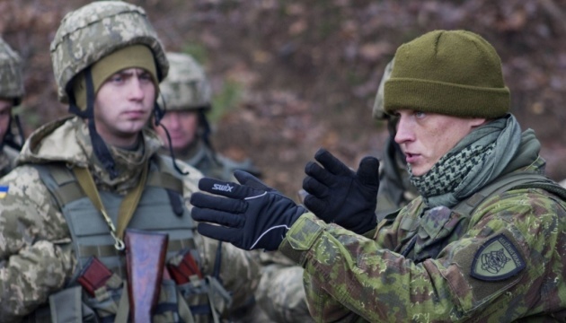 Lituania planea unirse al entrenamiento militar de las tropas ucranianas en el Reino Unido en septiembre
