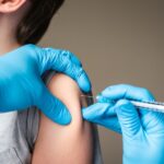 Los australianos no se están arremangando para las terceras vacunas de refuerzo de COVID